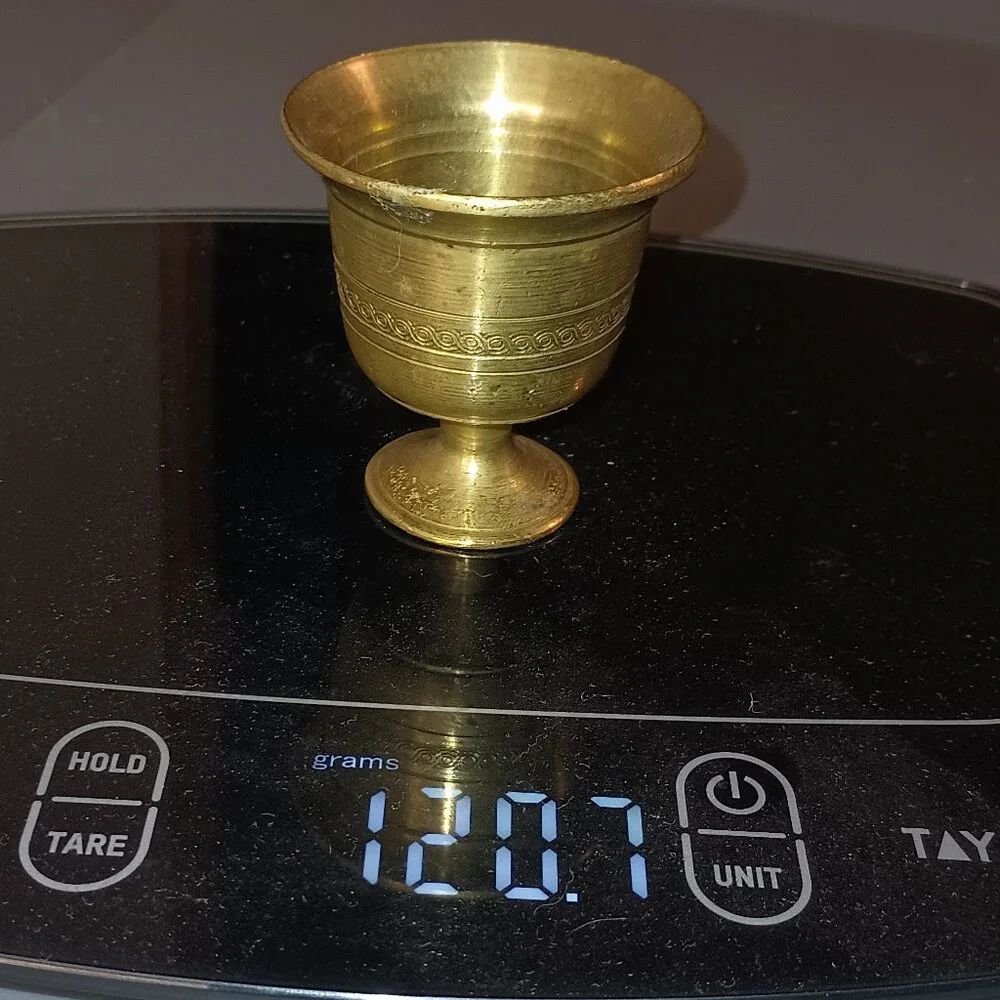 Vintage Brass Small Mortar with Decorative Trim & Pestle - Picture 8 of 9